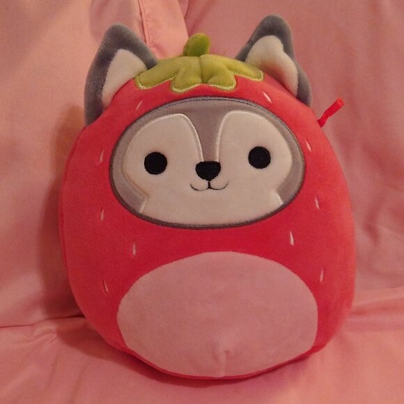 Ryan the Husky as a Strawberry Squishmallow 8" - Picture 1 of 1